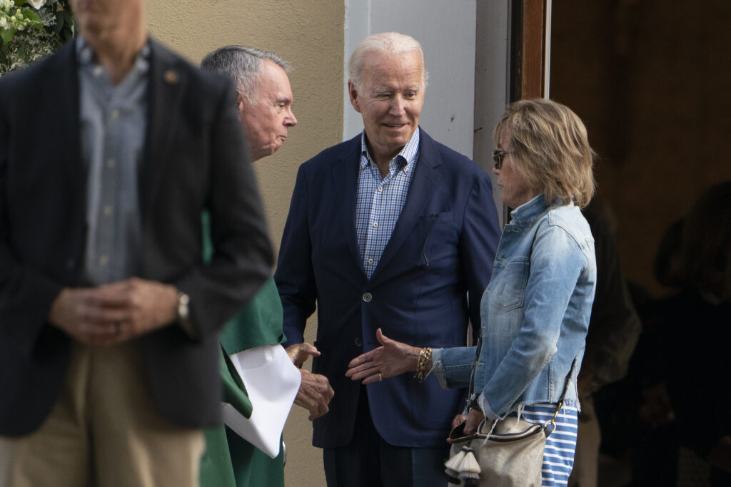 Biden pushes Cancer 'Moonshot', channeling Kennedy