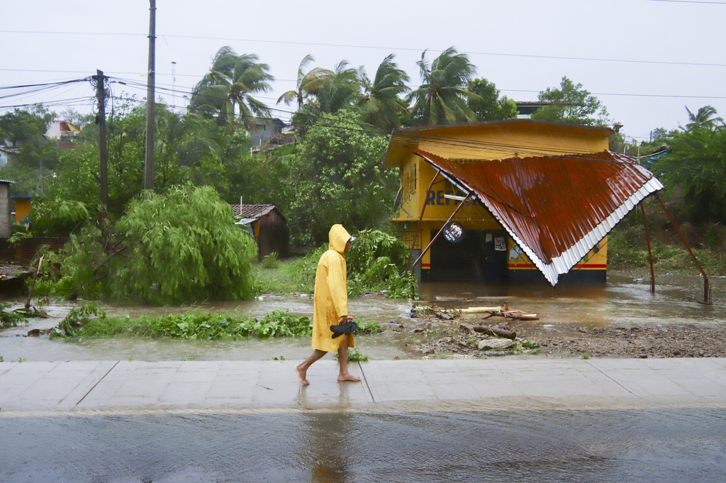 Hurricane Helene Heads to Florida, Massive Storm Surge Expected