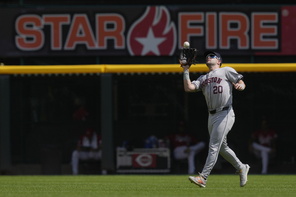 Astros Leave Verlander Off Roster, Include Injured Alvarez