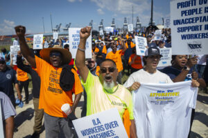 Dockworkers Strike Suspended: U.S. Ports Resume Operations