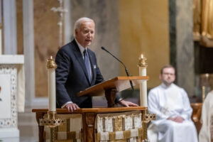 Biden, Obama, Clinton Honor Ethel Kennedy at Memorial Service