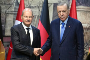 Turkey and Germany Clash Over Israel Amid Talks on Defense