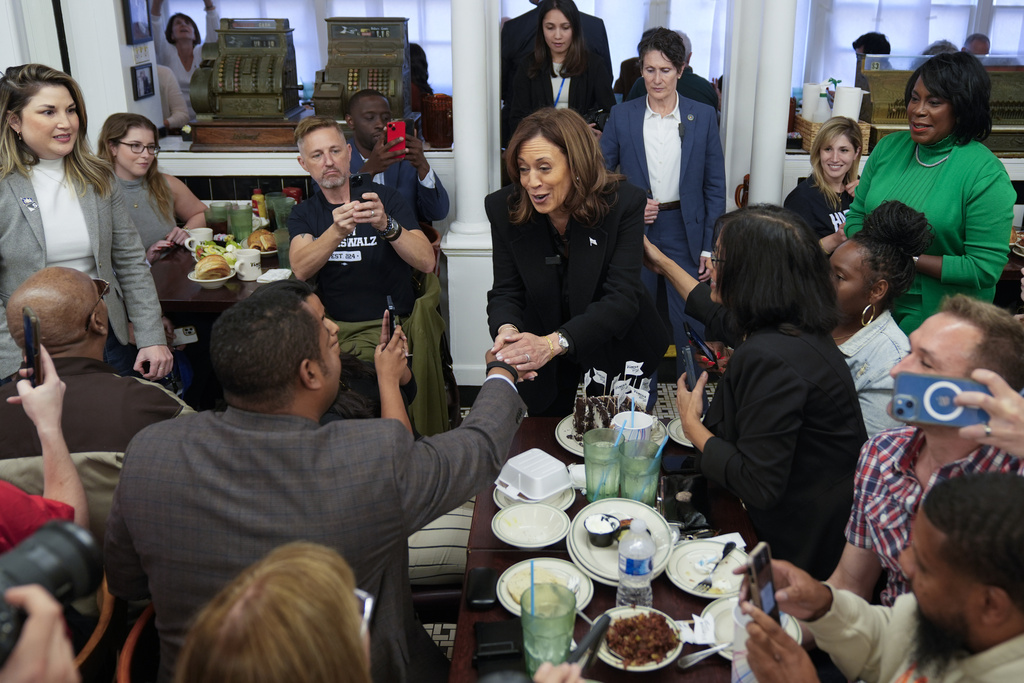 Kamala Harris Pushes for Unity, Criticizes Trump's 2021 Speech