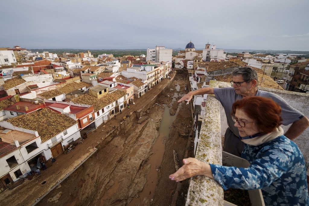 Volunteers in Chiva Rally After Spain’s Deadliest Flood Disaster