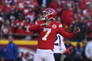 Harrison Butker’s Injury Sidelines Him, Chiefs Eye Playoff Return