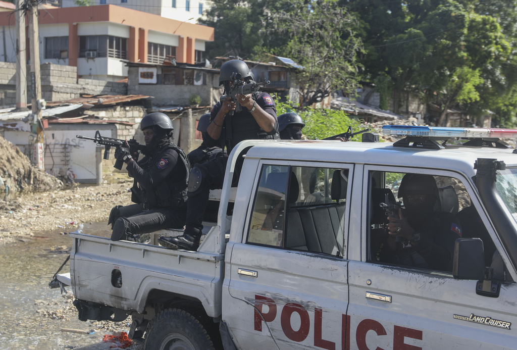 Gunfire Shuts Down Haiti Airport Amid Worsening Gang Violence