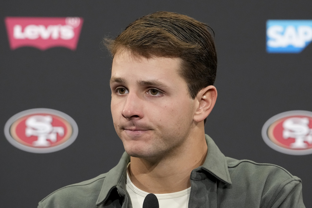 49ers' Brock Purdy Out Against Packers Due to Shoulder Injury