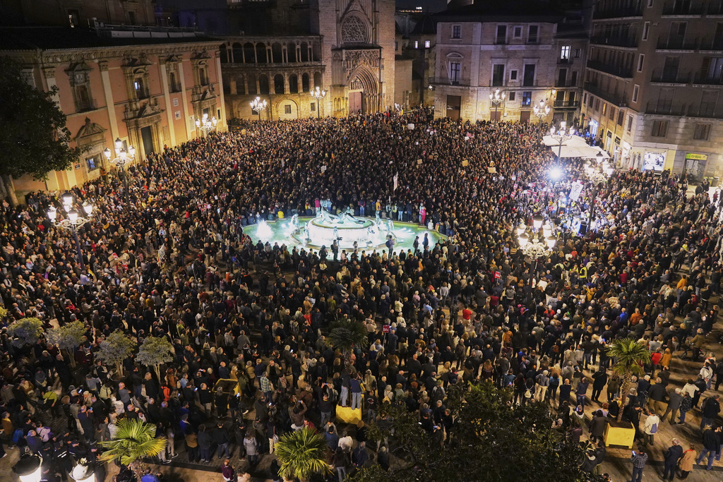 Protesters Condemn Valencia’s Leadership After Deadly Floods