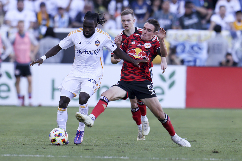 LA Galaxy Wins Sixth MLS Cup in Thriller