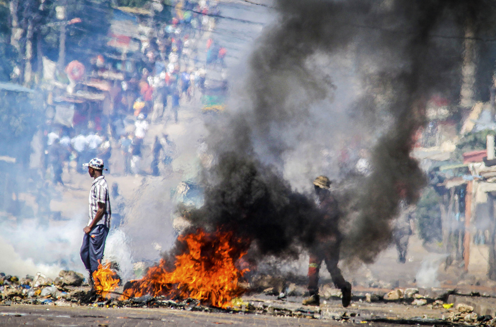 Post-Election Violence Erupts in Mozambique, Killing 21