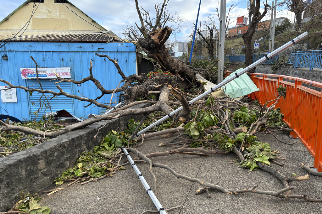 France Aids Mayotte After Worst Cyclone in Nearly a Century