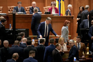 Romanian Parliament Approves Pro-European Government