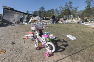 Southern U.S. Storms Leave 4 Dead, Widespread Damage