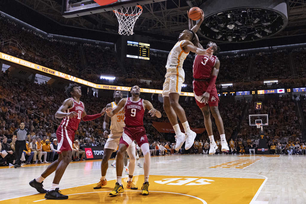 Chaz Lanier Leads No. 1 Tennessee Past No. 23 Arkansas