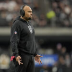 Raiders End Antonio Pierce’s Tenure Amid Tumultuous Season