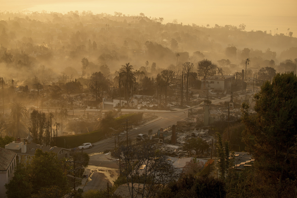 Karen Bass Faces Leadership Test Amid LA Wildfire Crisis