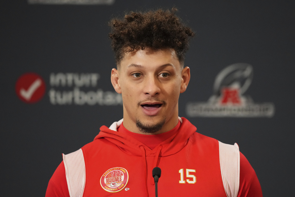 Patrick Mahomes Dismisses Claims of Referee Favoring Chiefs