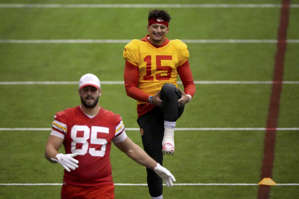 Patrick Mahomes Dismisses Claims of Referee Favoring Chiefs