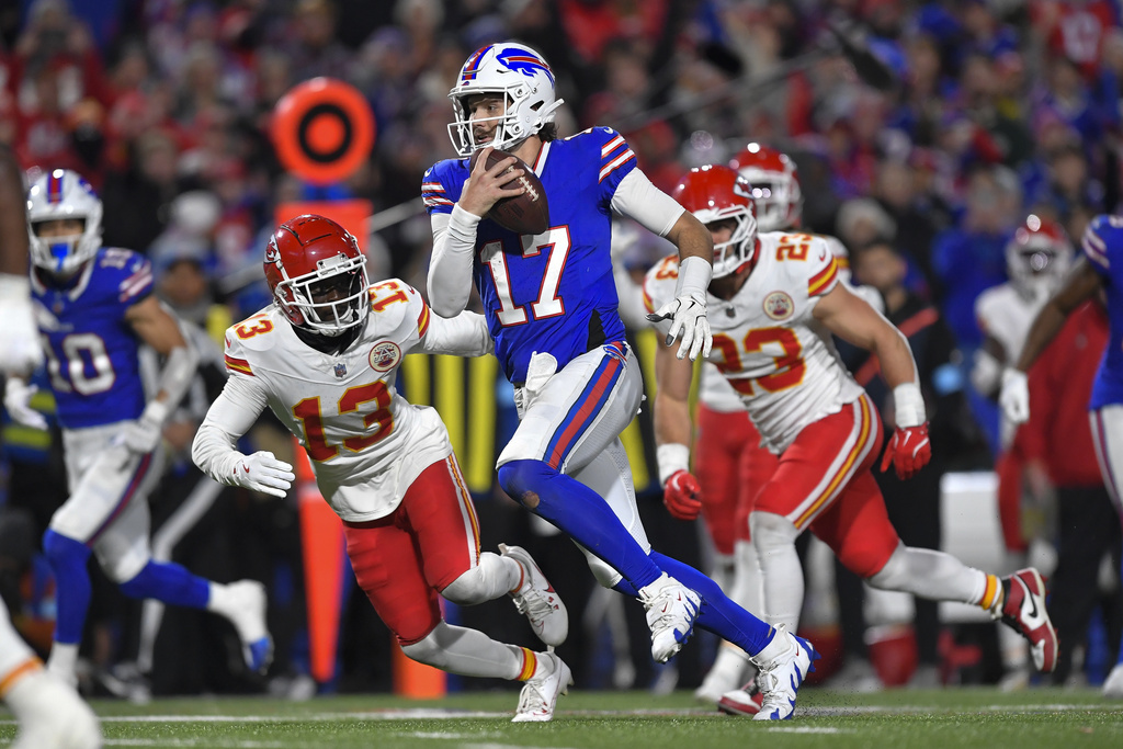 Chiefs Slight Favorites Over Bills: Betting Insights & Predictions