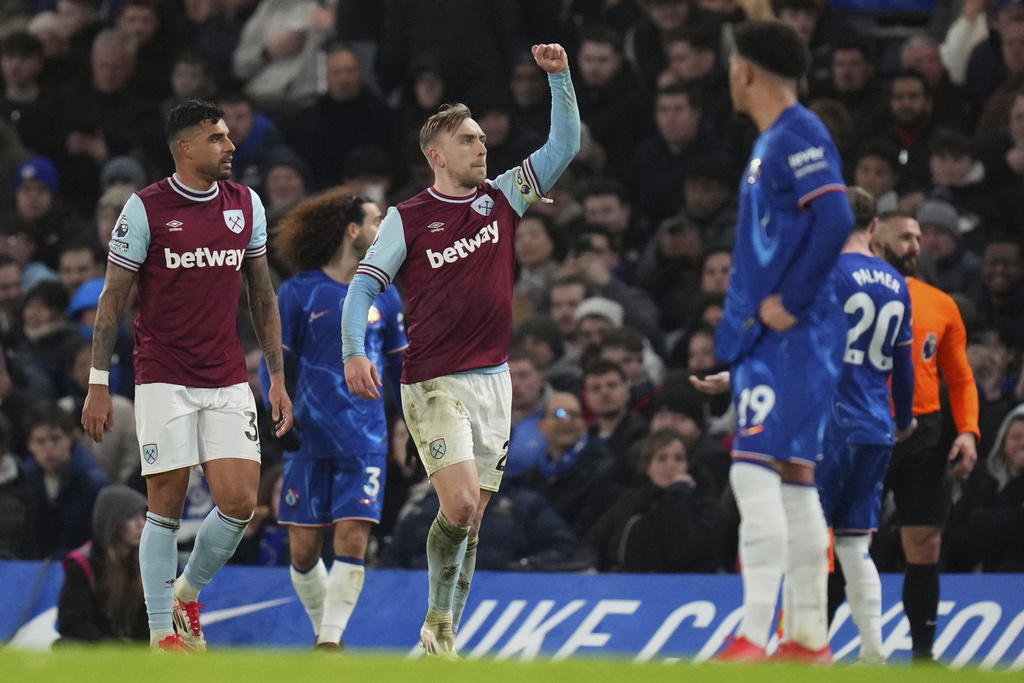 Late Own Goal Seals Chelsea’s 2-1 Victory Over West Ham