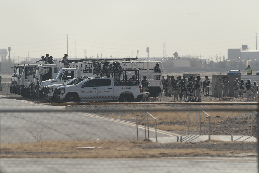 Mexico Sends National Guard to Border in Deal with Trump