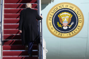 Trump Tours Boeing Plane, Slams Air Force One Delays