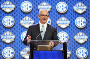 College Football Playoff Leaders Meet, Discuss Seeding Changes