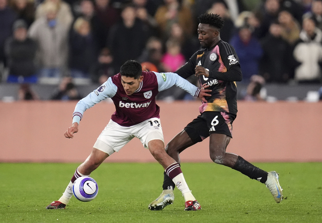 West Ham Sinks Leicester 2-0 as Foxes' Struggles Continue