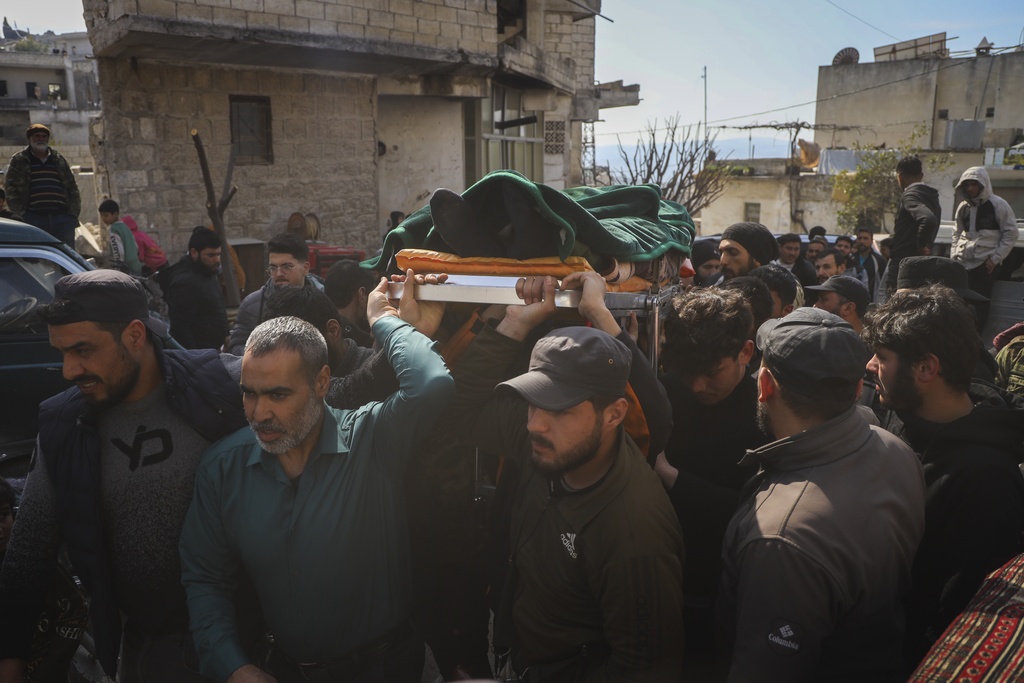 Syria Violence Escalates: Death Toll Surpasses 1,000 in Clashes