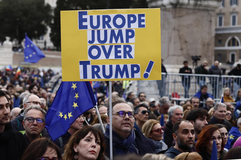 Italy’s Pro-Europe Rally Draws Tens of Thousands in Rome