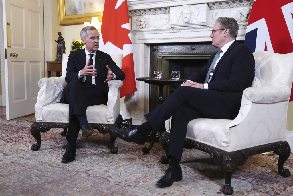 Canada’s PM Carney Meets Macron, Starmer Amid U.S. Tensions